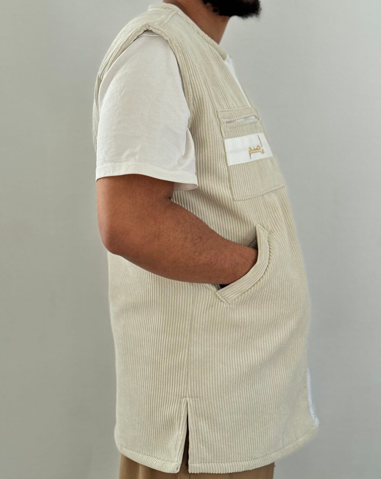 PRÉCOMMANDE - Gilet Homme Velours Côtelé – Élégance & Confort HAQQAN